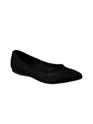 375226 Black Mesh Flat