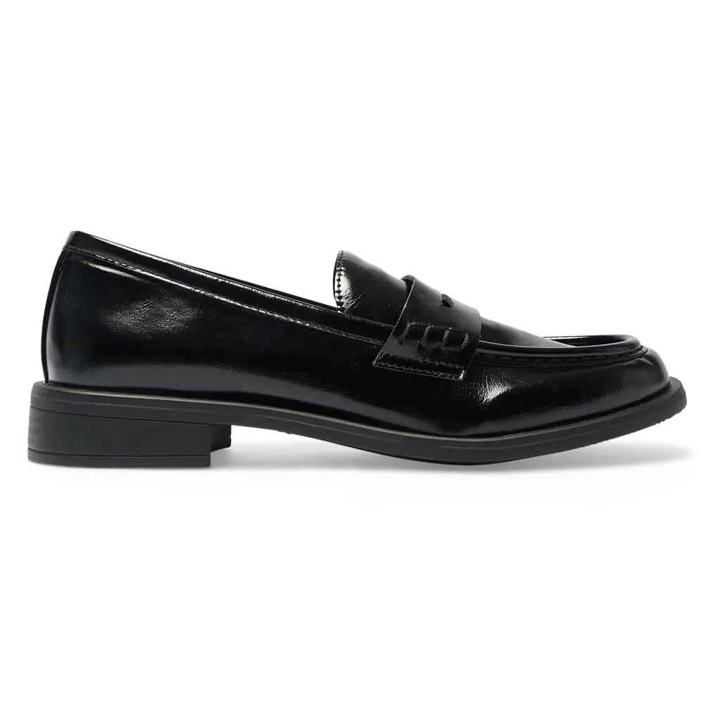 Arcade Loafer in Black Hi Shine
