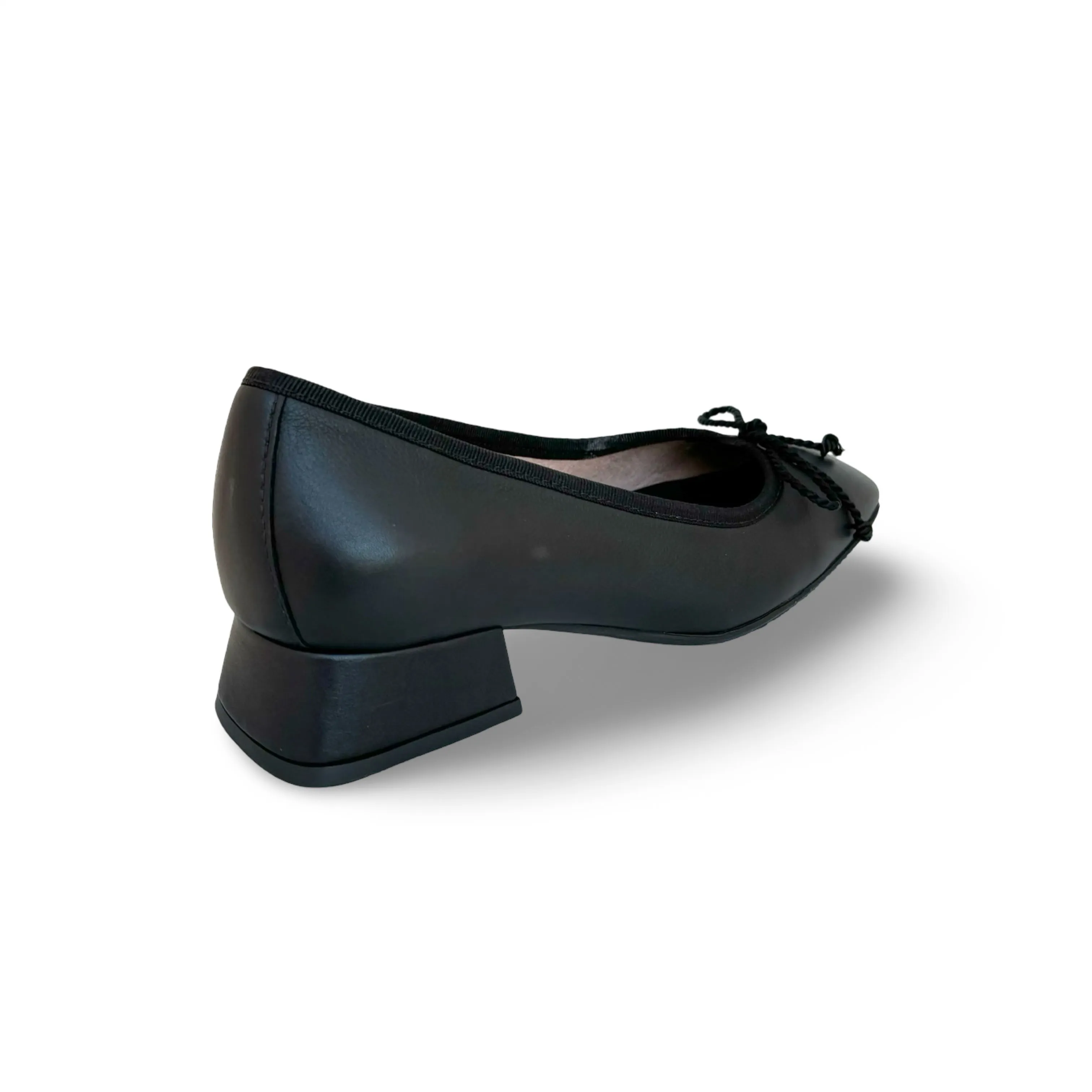 Aruba Black Flat