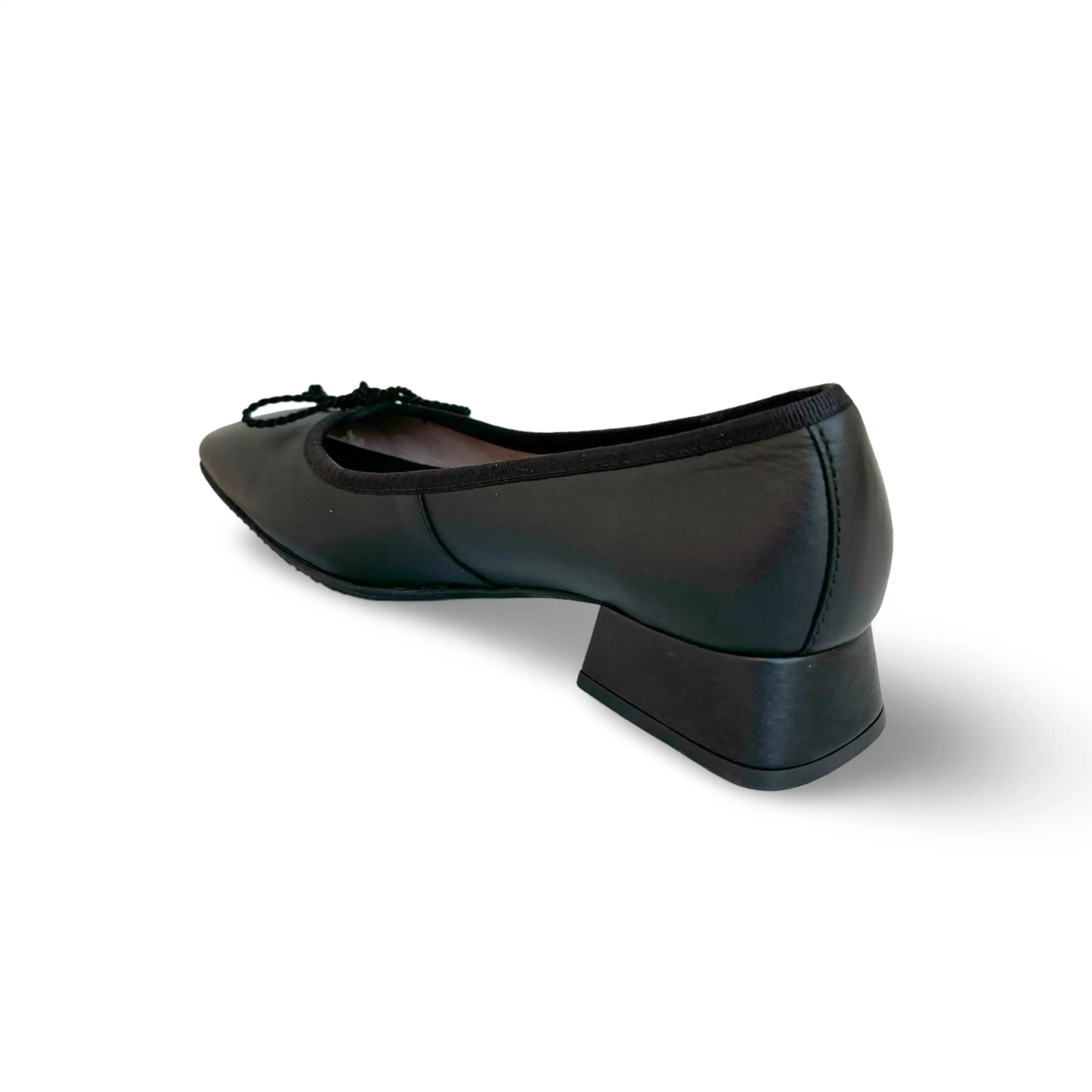 Aruba Black Flat