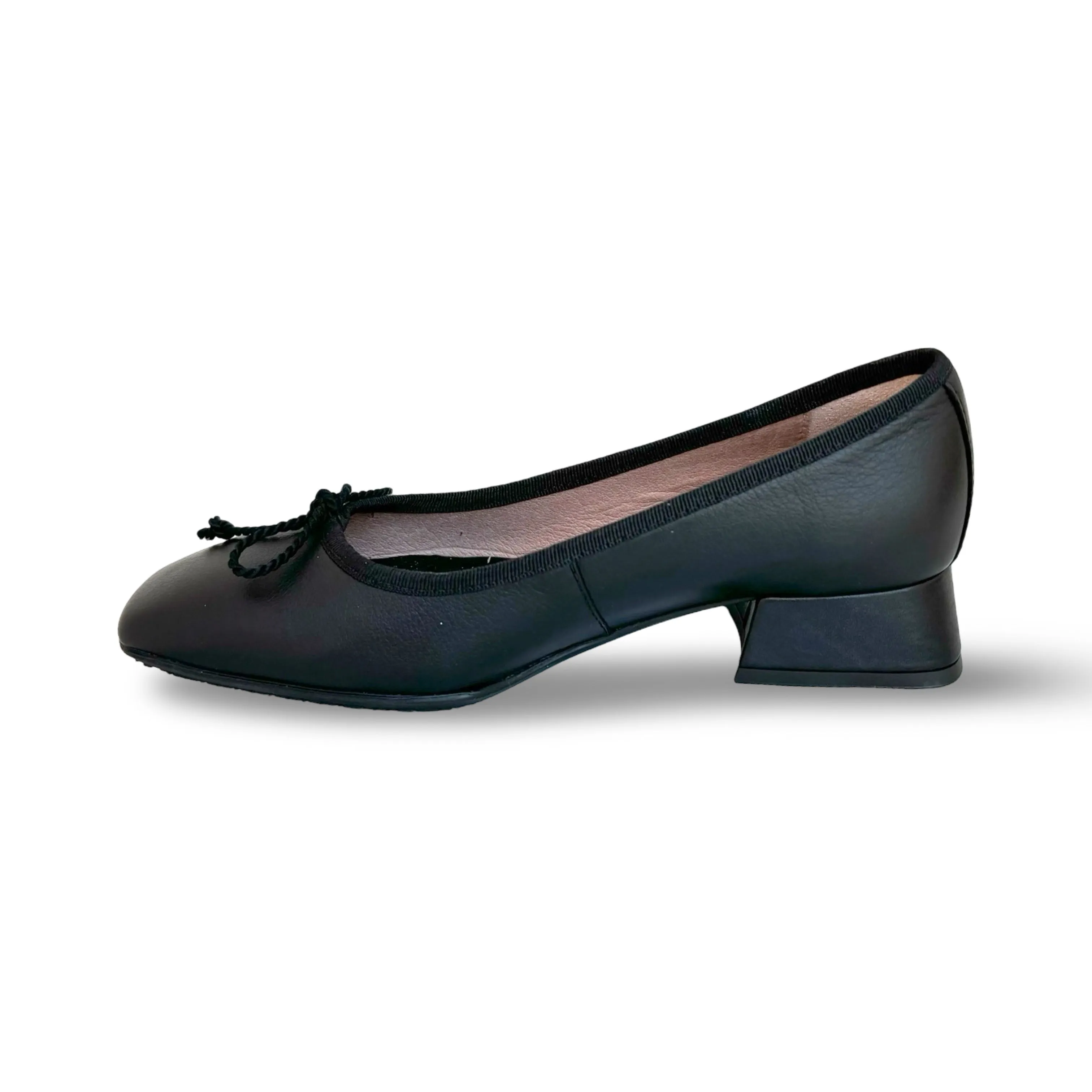 Aruba Black Flat
