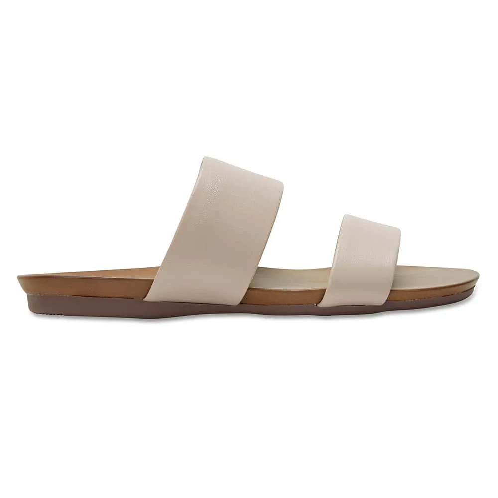Aruba Slide in Nude Leather