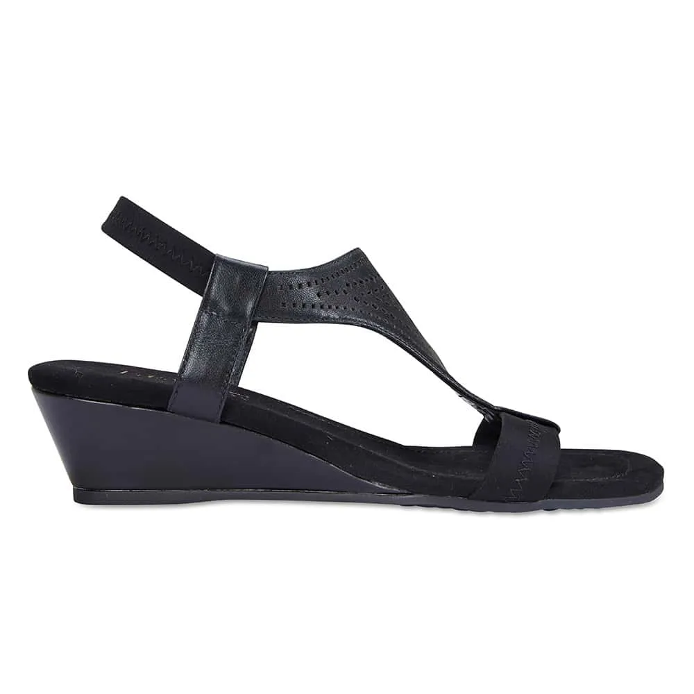 Casino Heel in Black Leather