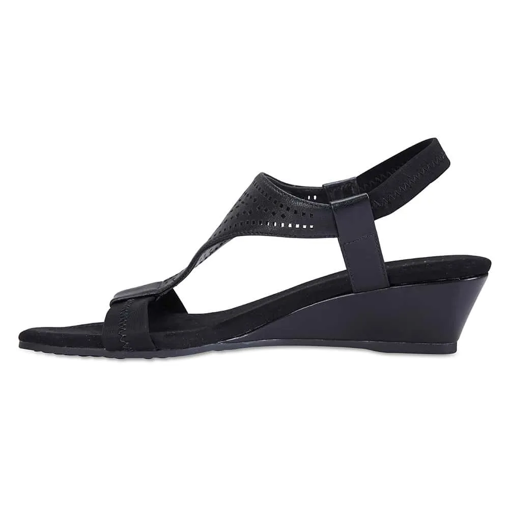 Casino Heel in Black Leather