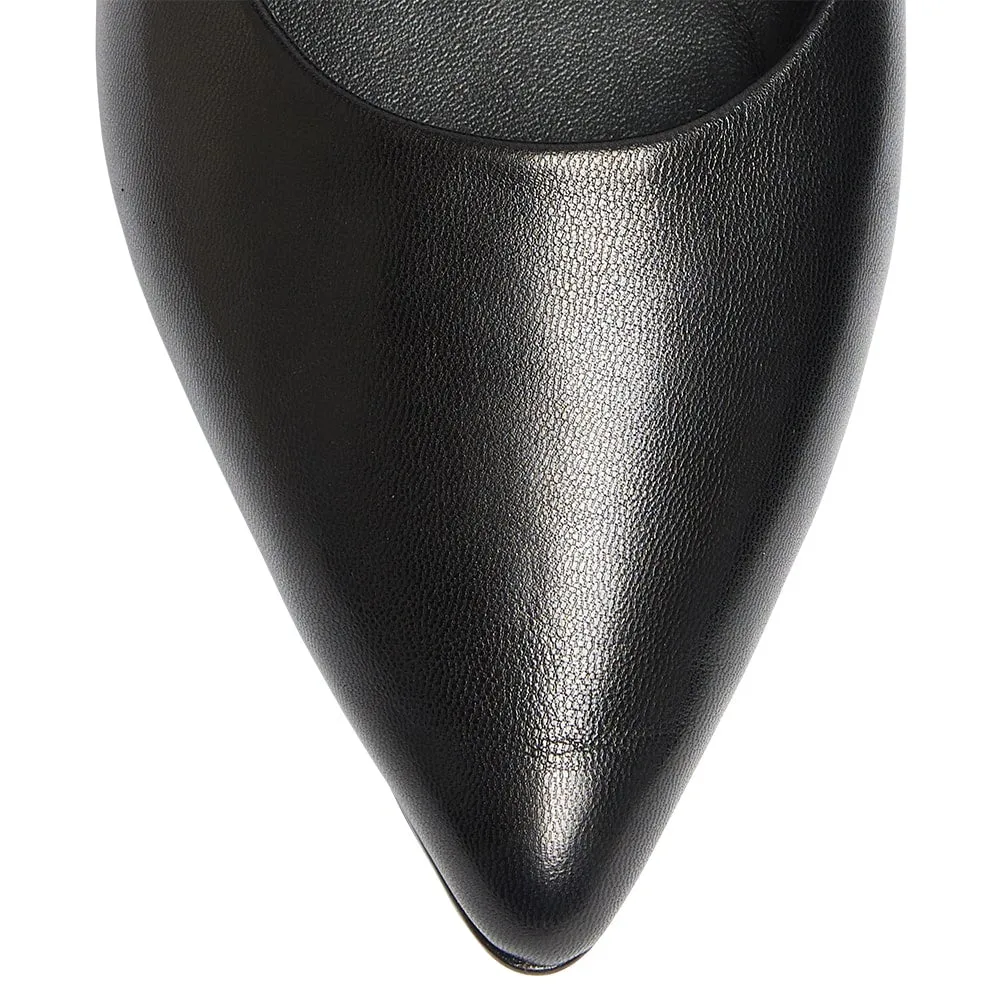 Cassie Flat in Black Leather
