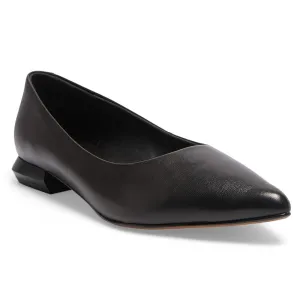 Cassie Flat in Black Leather