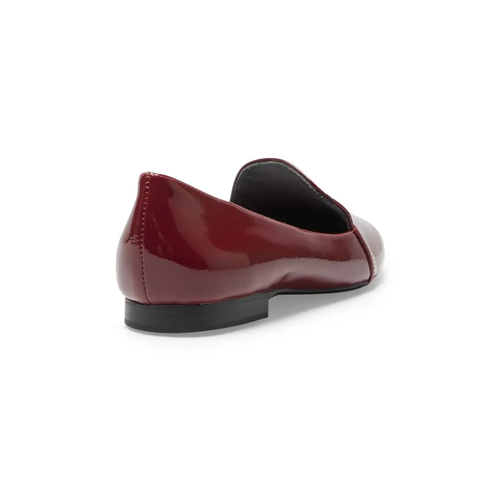 Castle Flat in Wine Crinkle Patent Patent