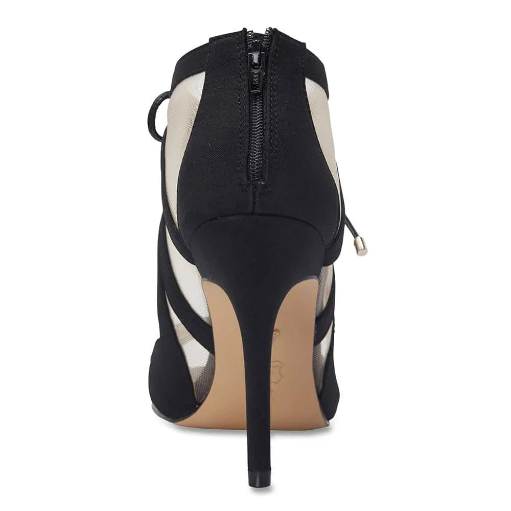 Cherie Heel in Black
