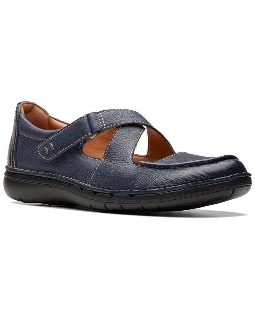 Clarks Un Loop Strap Leather Flat