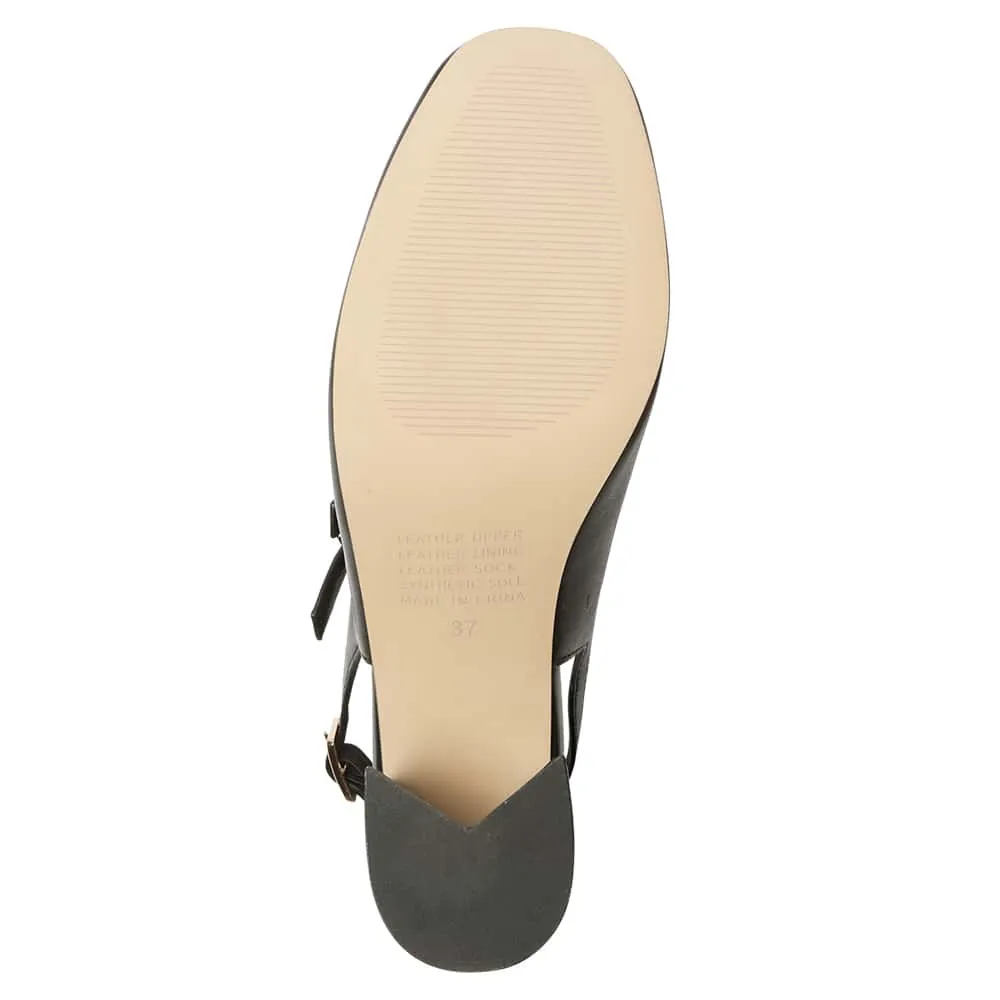 Diana Heel in Black Leather