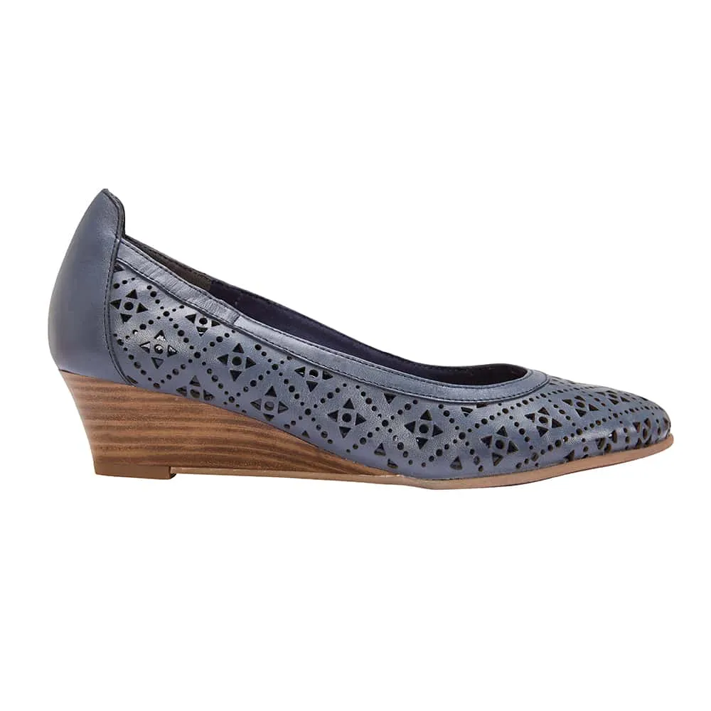 Earl Heel in Navy Leather