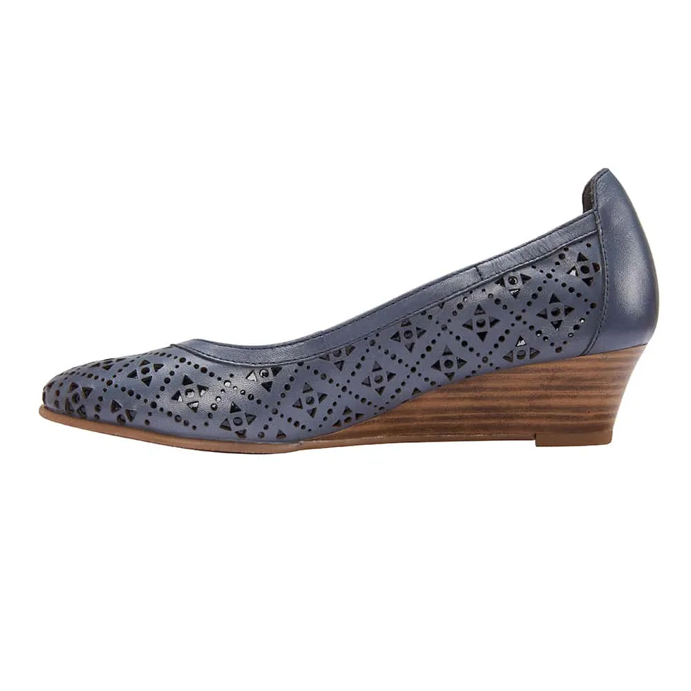 Earl Heel in Navy Leather