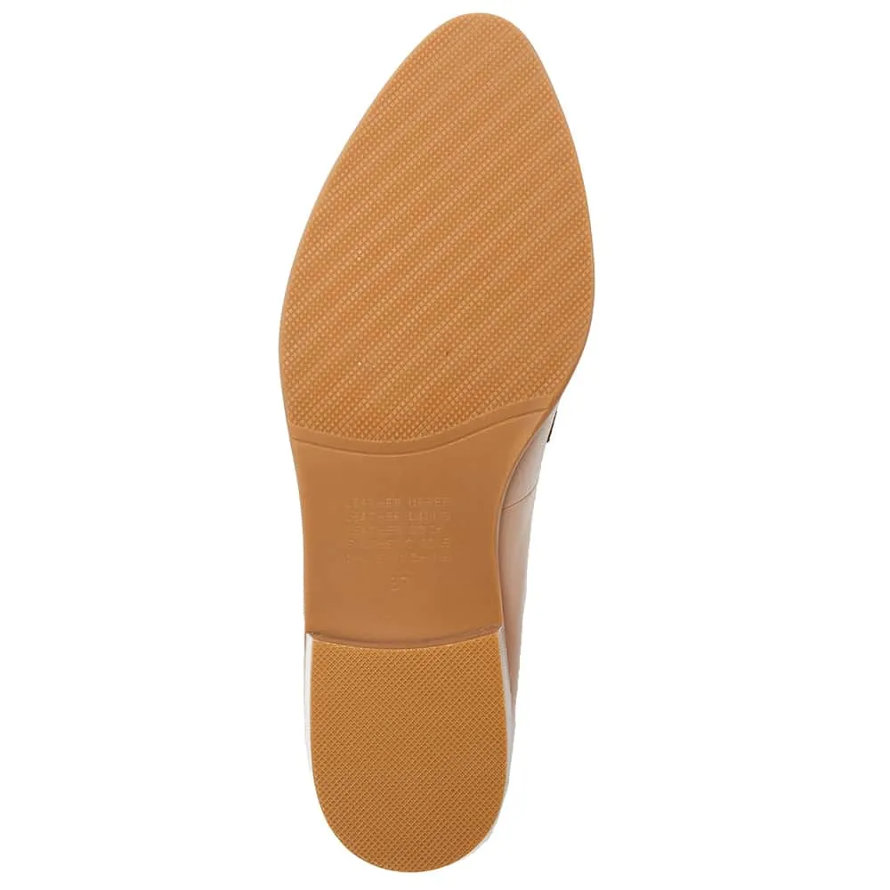 Elena Loafer in Nude Leather