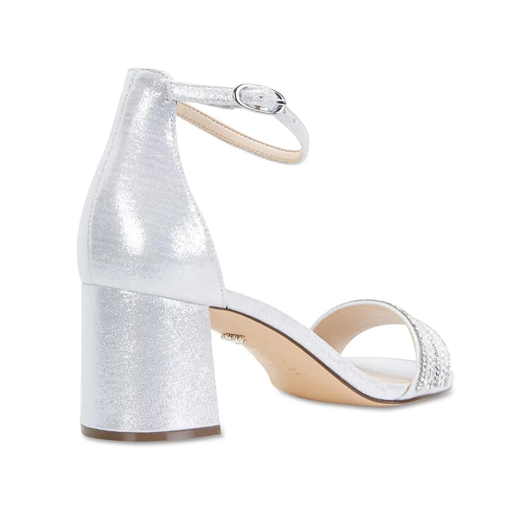 Elenora Heel in True Silver