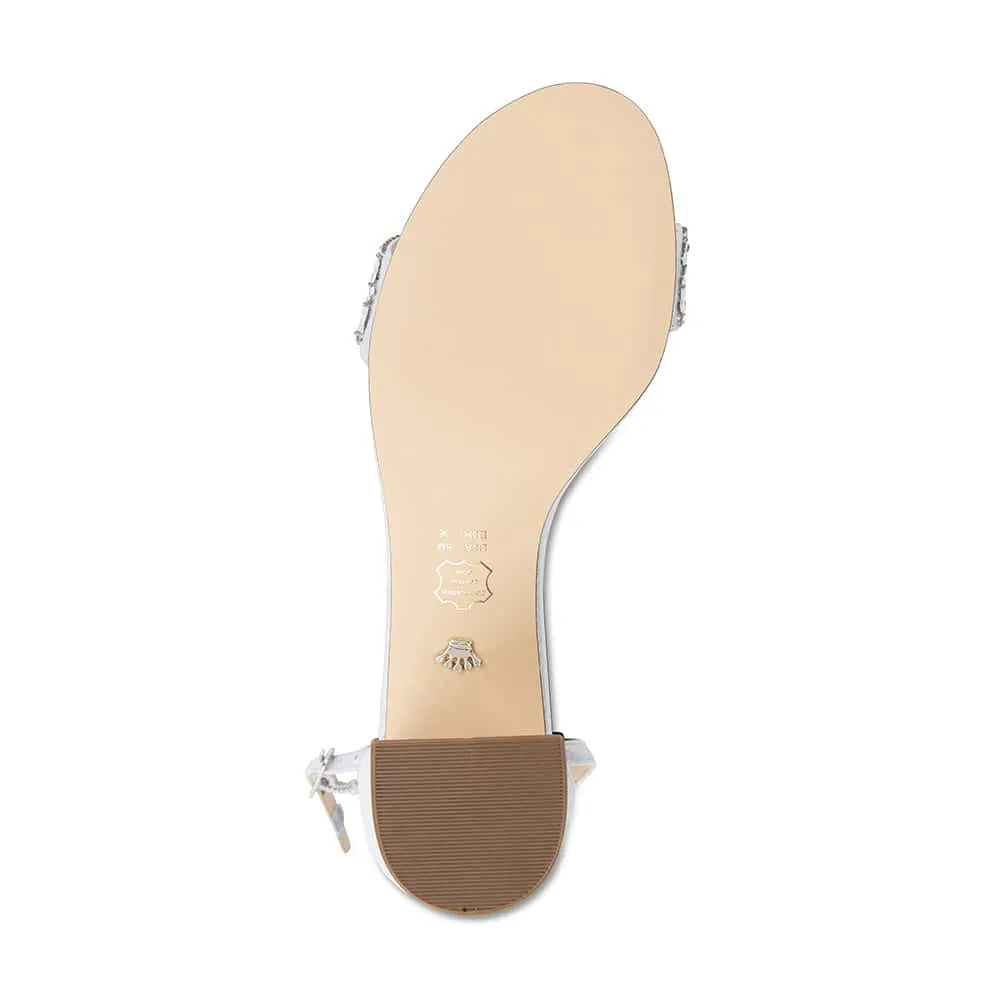 Elenora Heel in True Silver