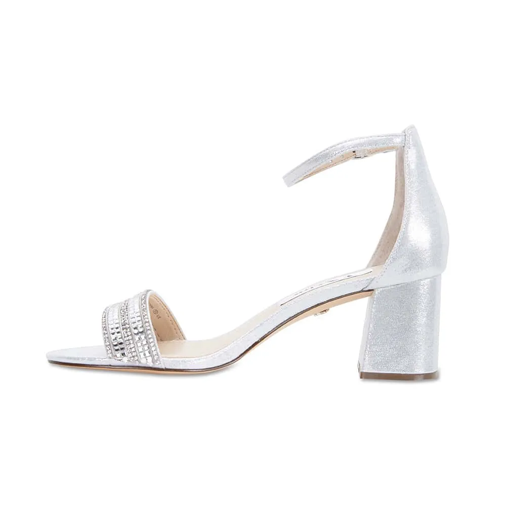 Elenora Heel in True Silver