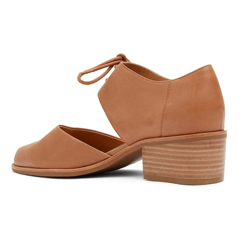 Exhibit Brogue in Tan Leather