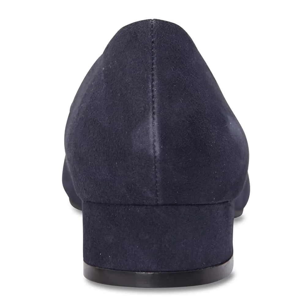 Fame Loafer in Navy Suede