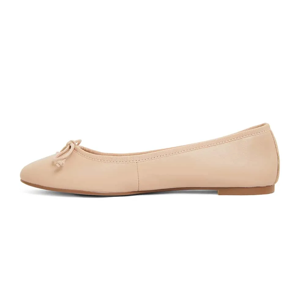 Fonteyn Flat in Nude Leather