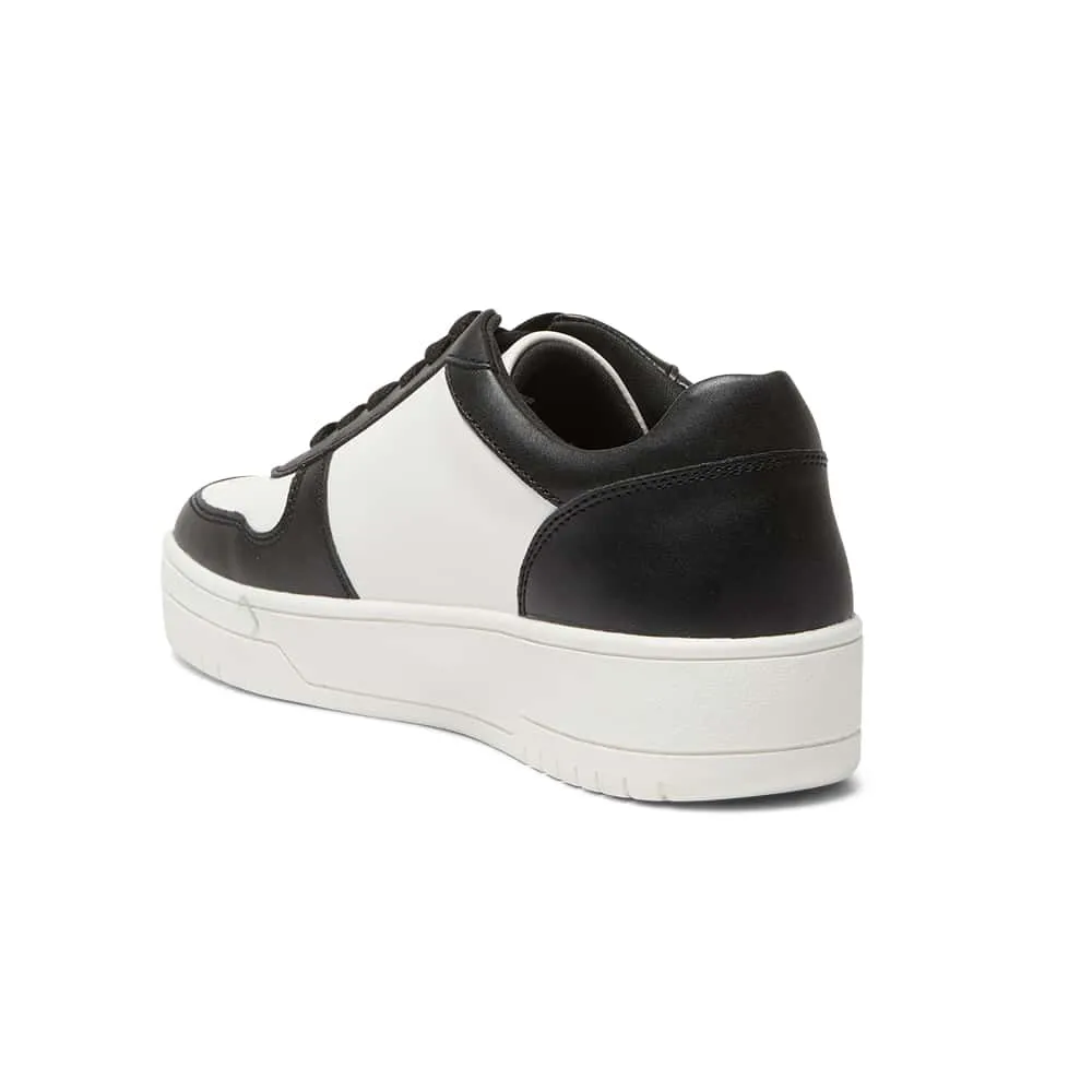 Fraser Sneaker in White And Black Smooth