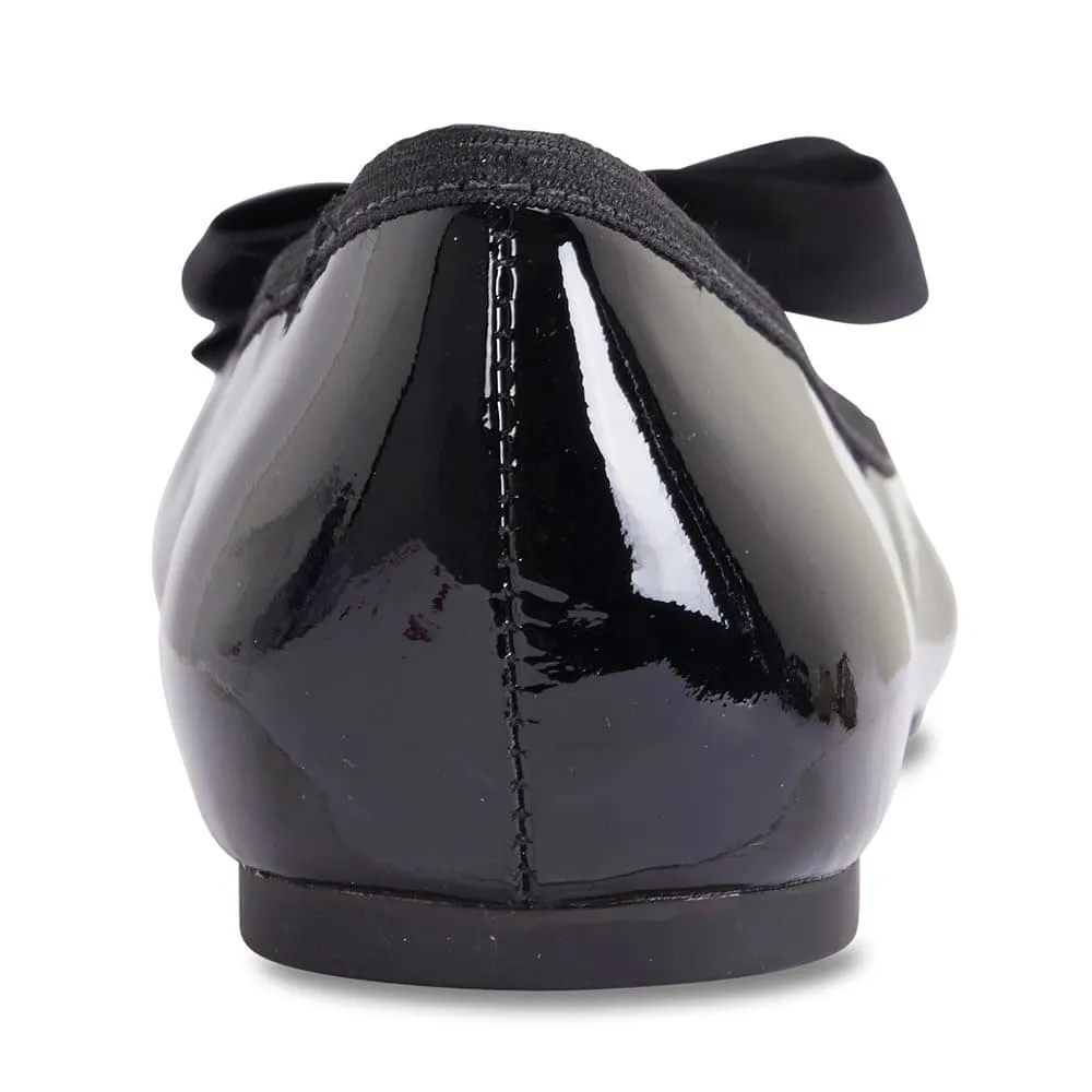 Gem Flat in Black Patent