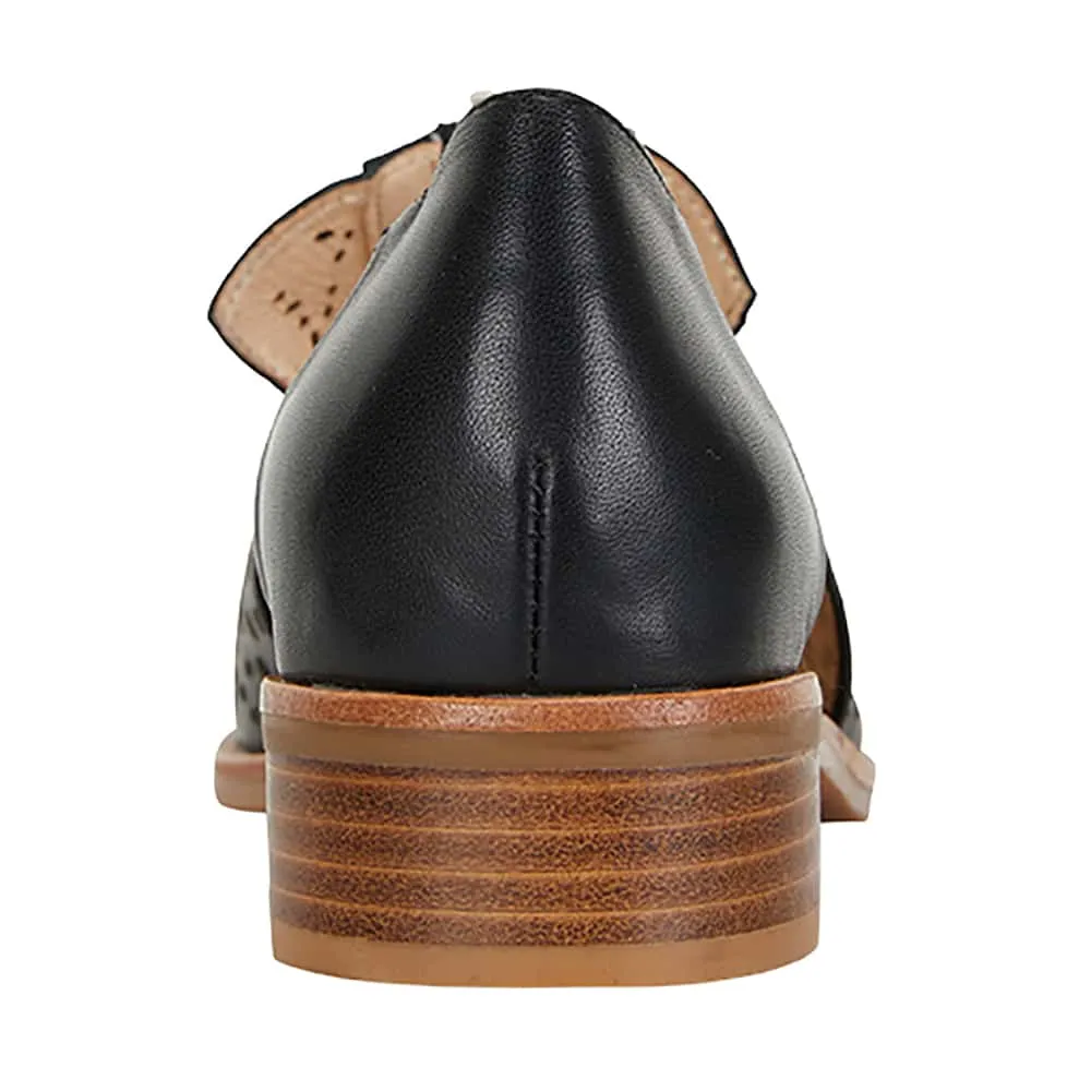 Hanover Loafer in Black Leather