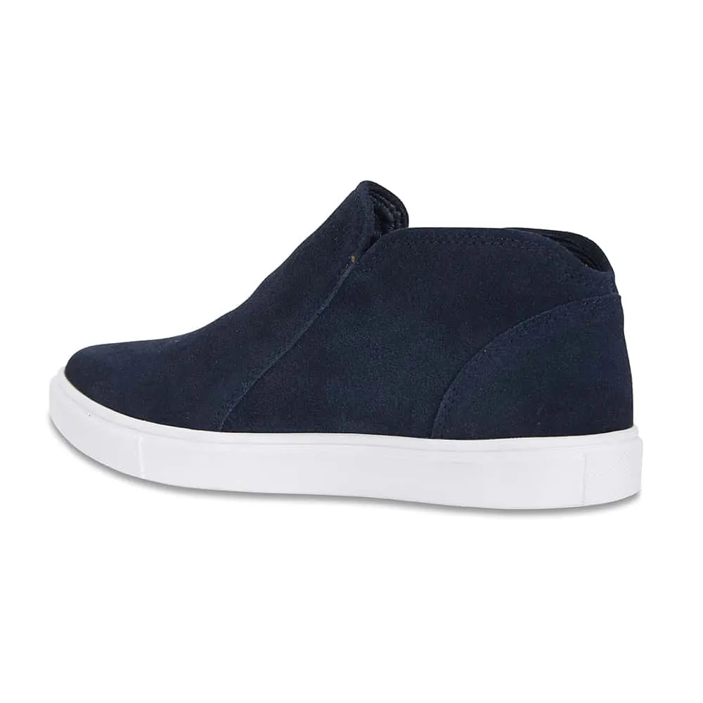 Harvey Sneaker in Navy Suede