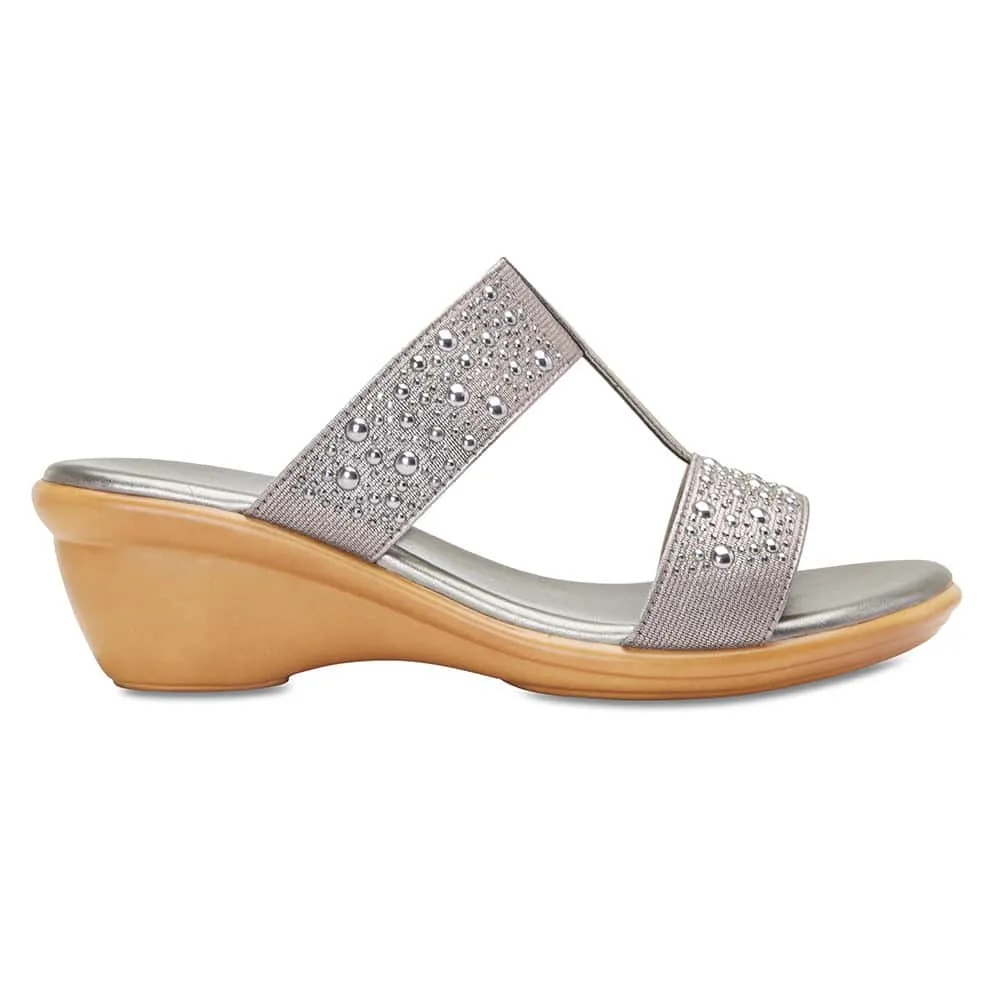 Heather Heel in Pewter Leather