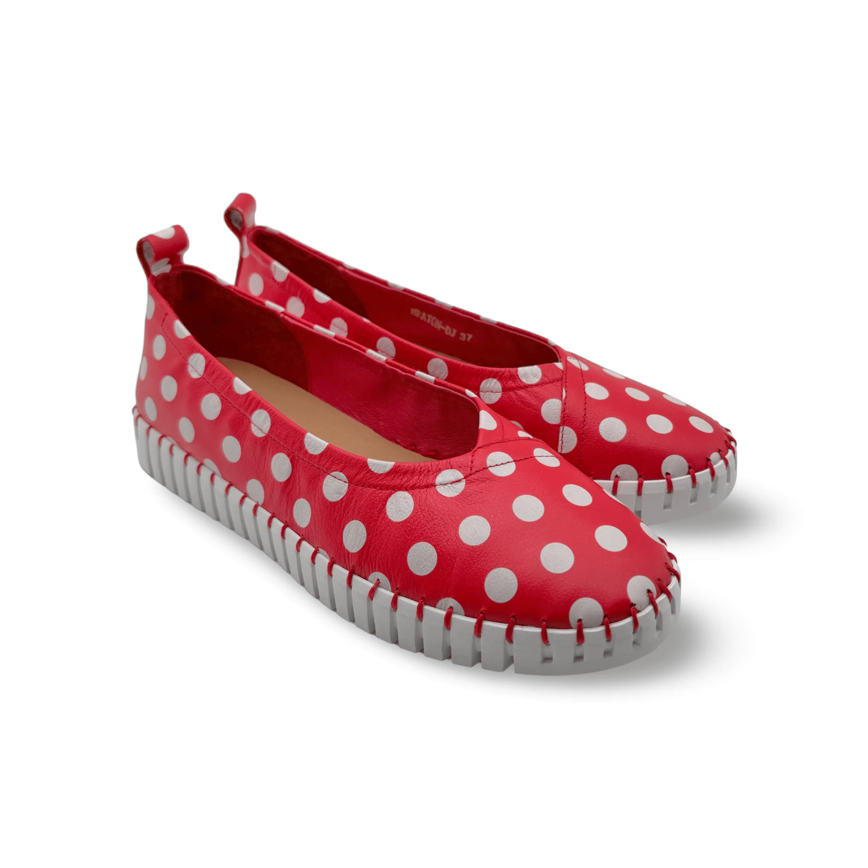Heaton Red/White Spot Flat
