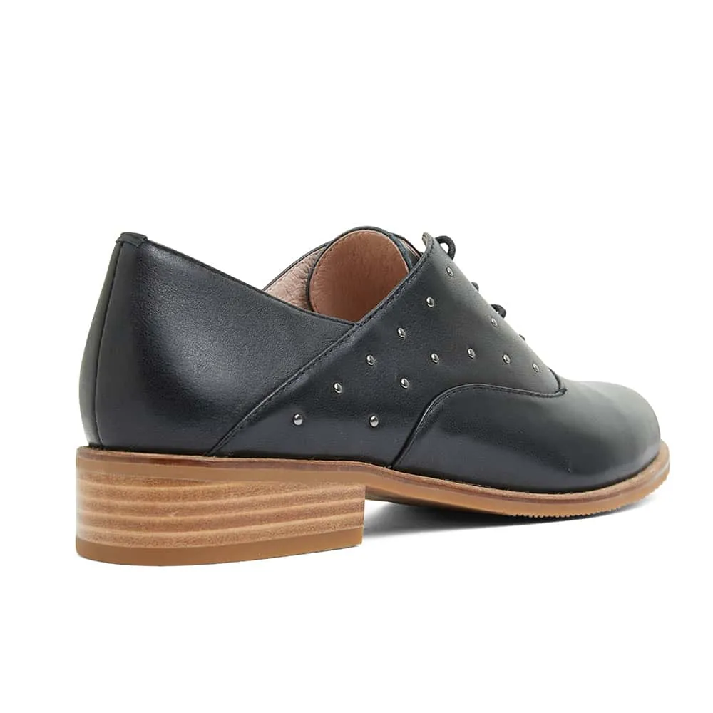 Jaguar Brogue in Black Leather