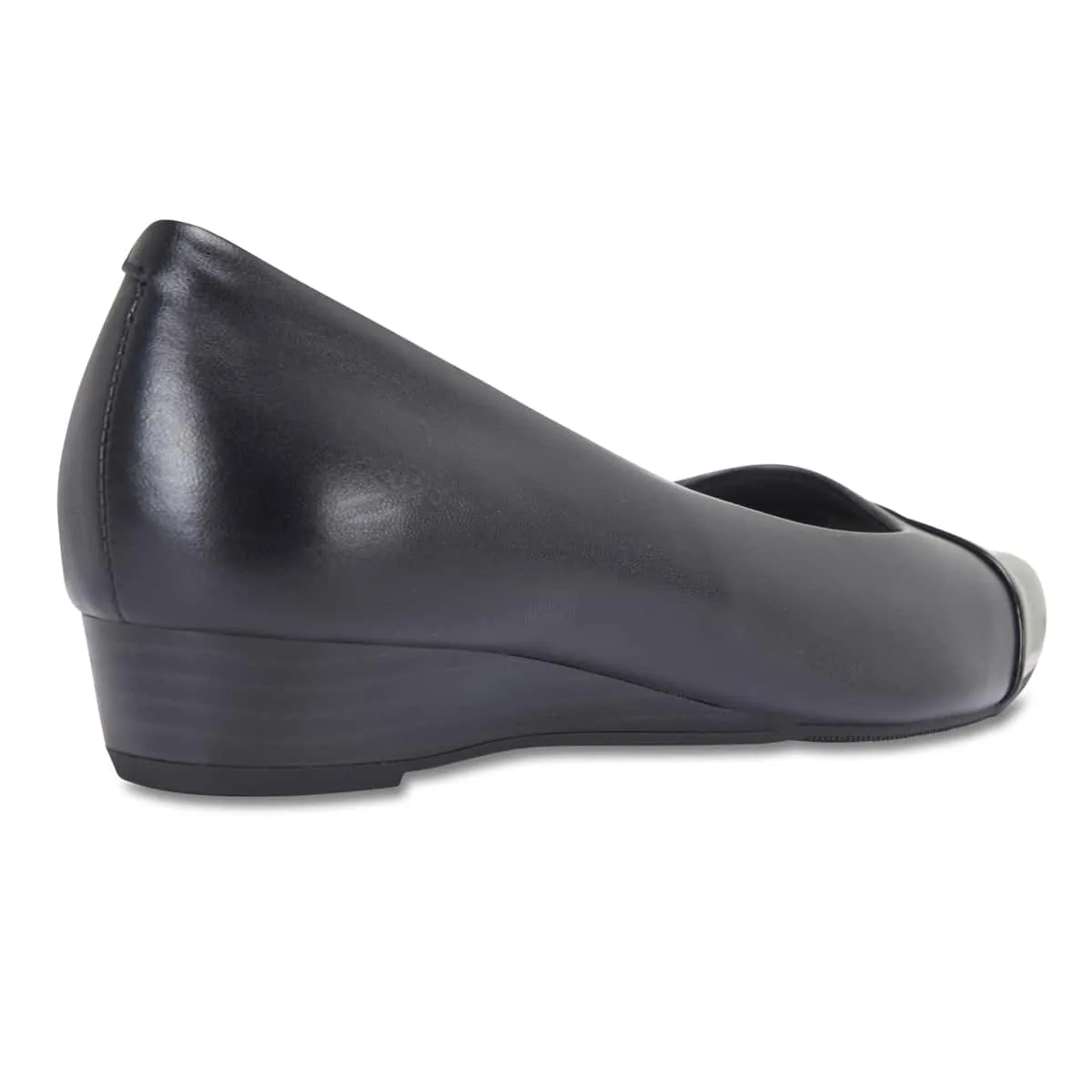 Jean Heel in Black On Black Patent