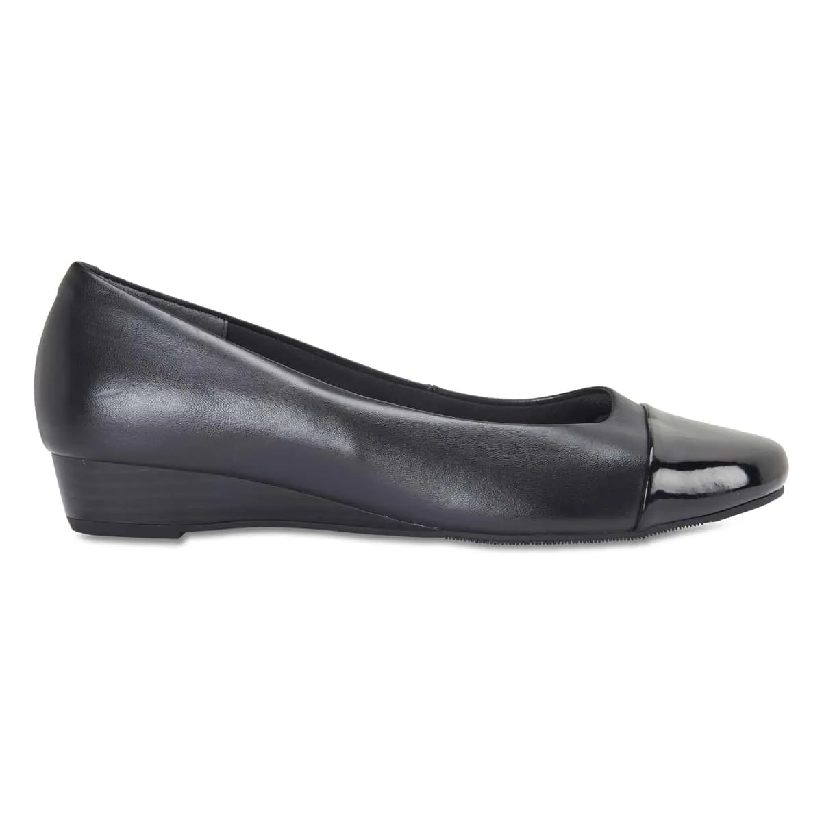 Jean Heel in Black On Black Patent