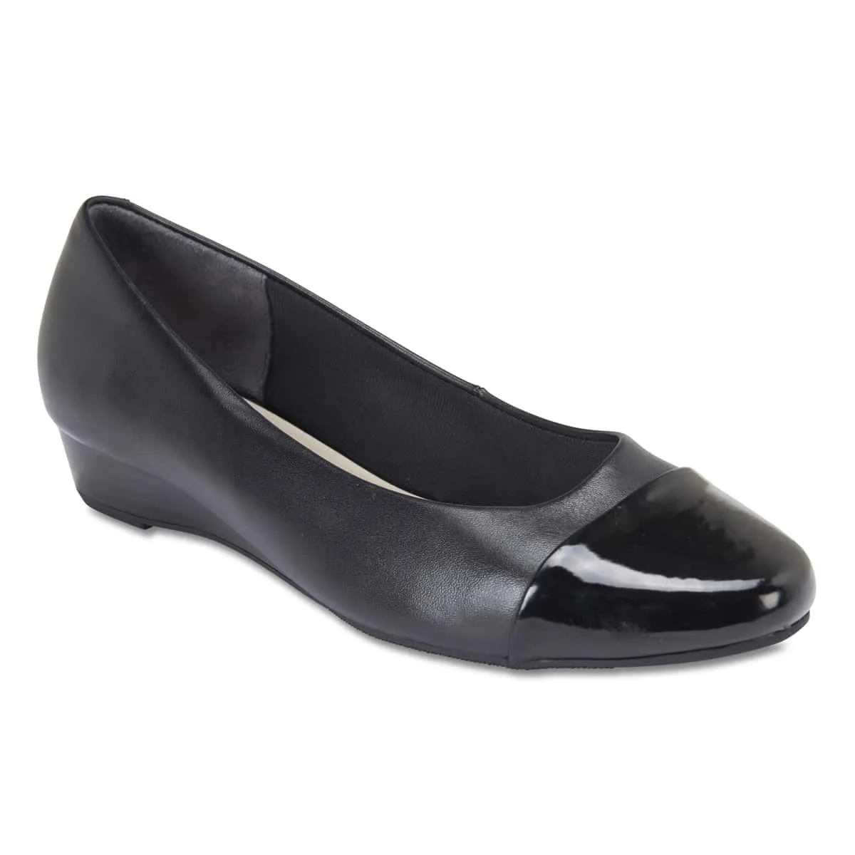 Jean Heel in Black On Black Patent