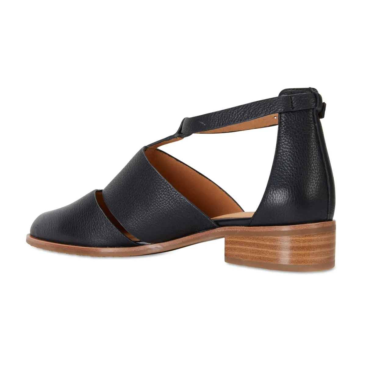 Jocelyn Flat in Black Leather