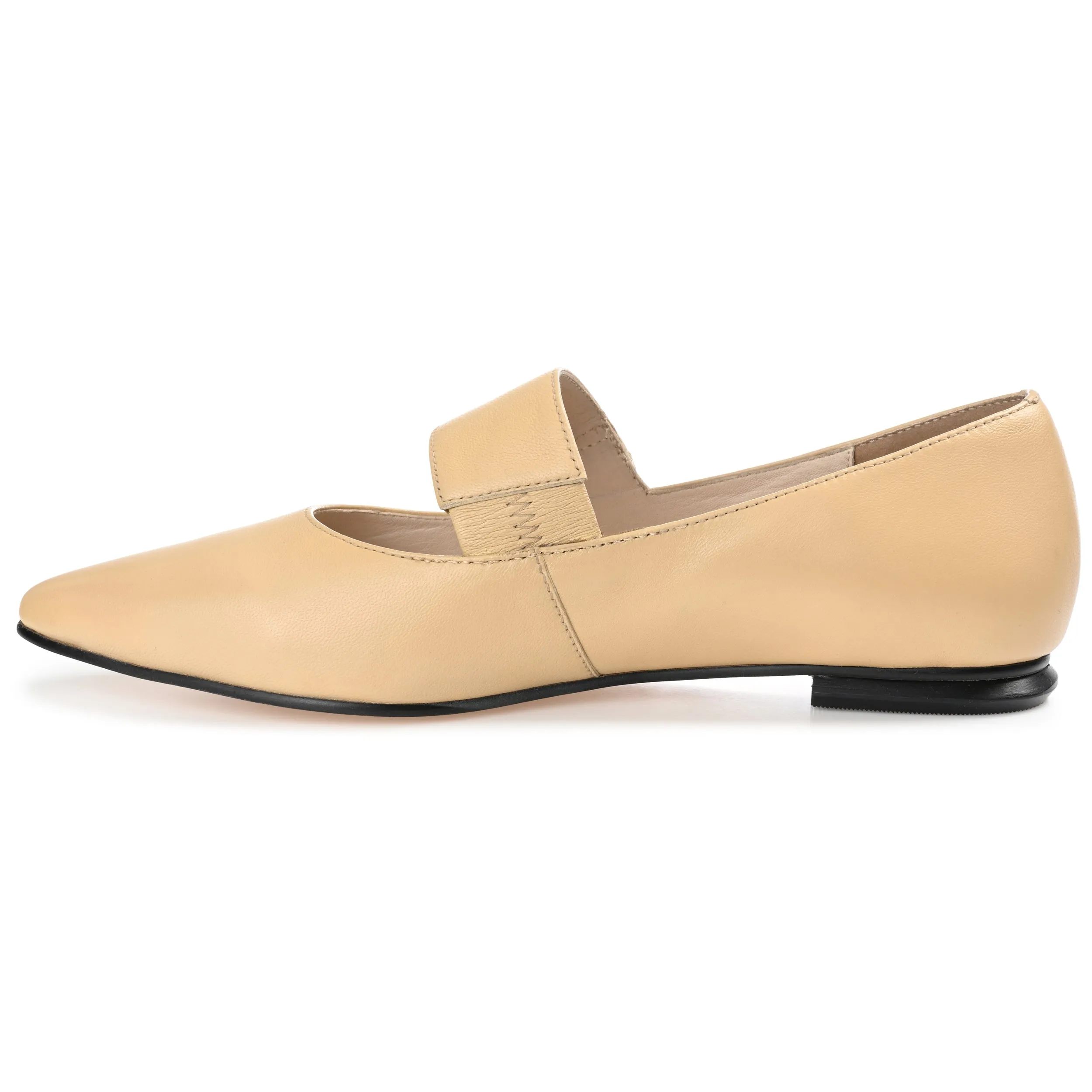 Journee Signature Womens Genuine Leather Emerence Loafer Pointed Toe Slip On Flats