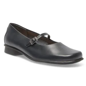 Katrina Flat in Navy Leather