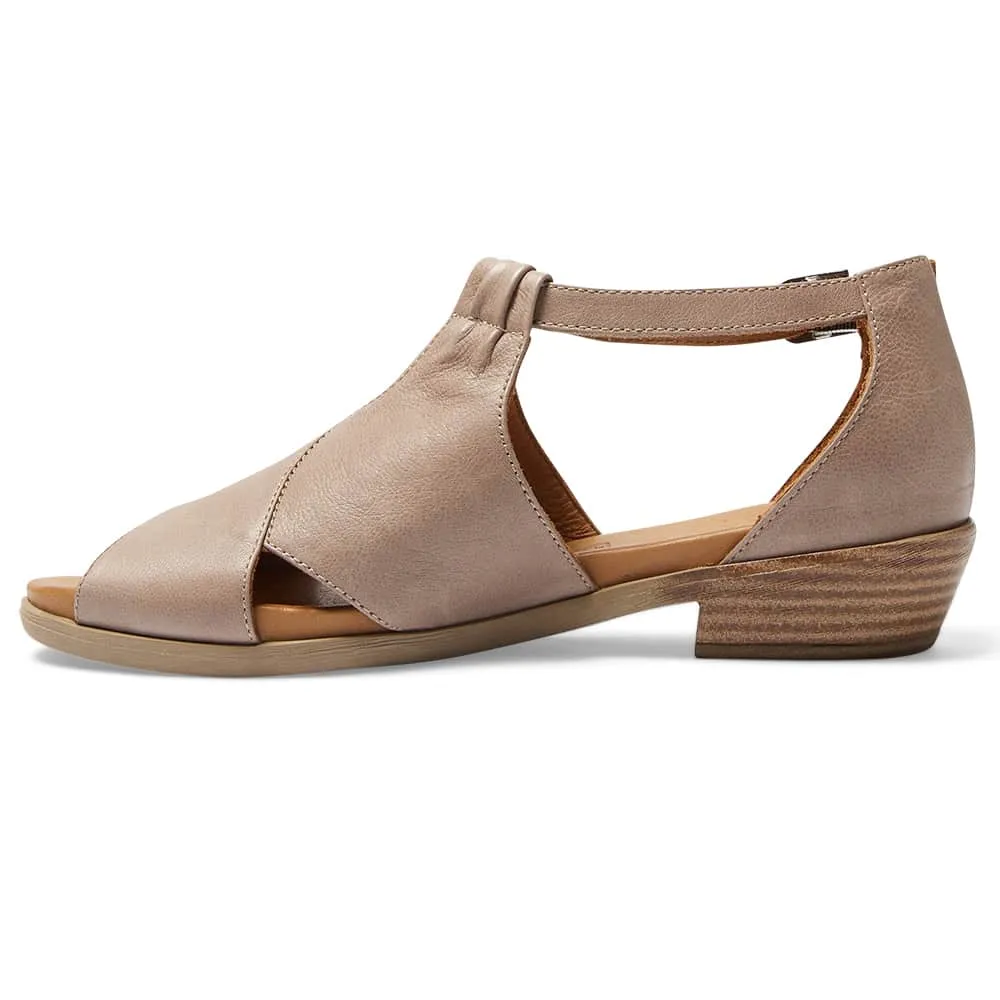 Laguna Sandal in Taupe Leather