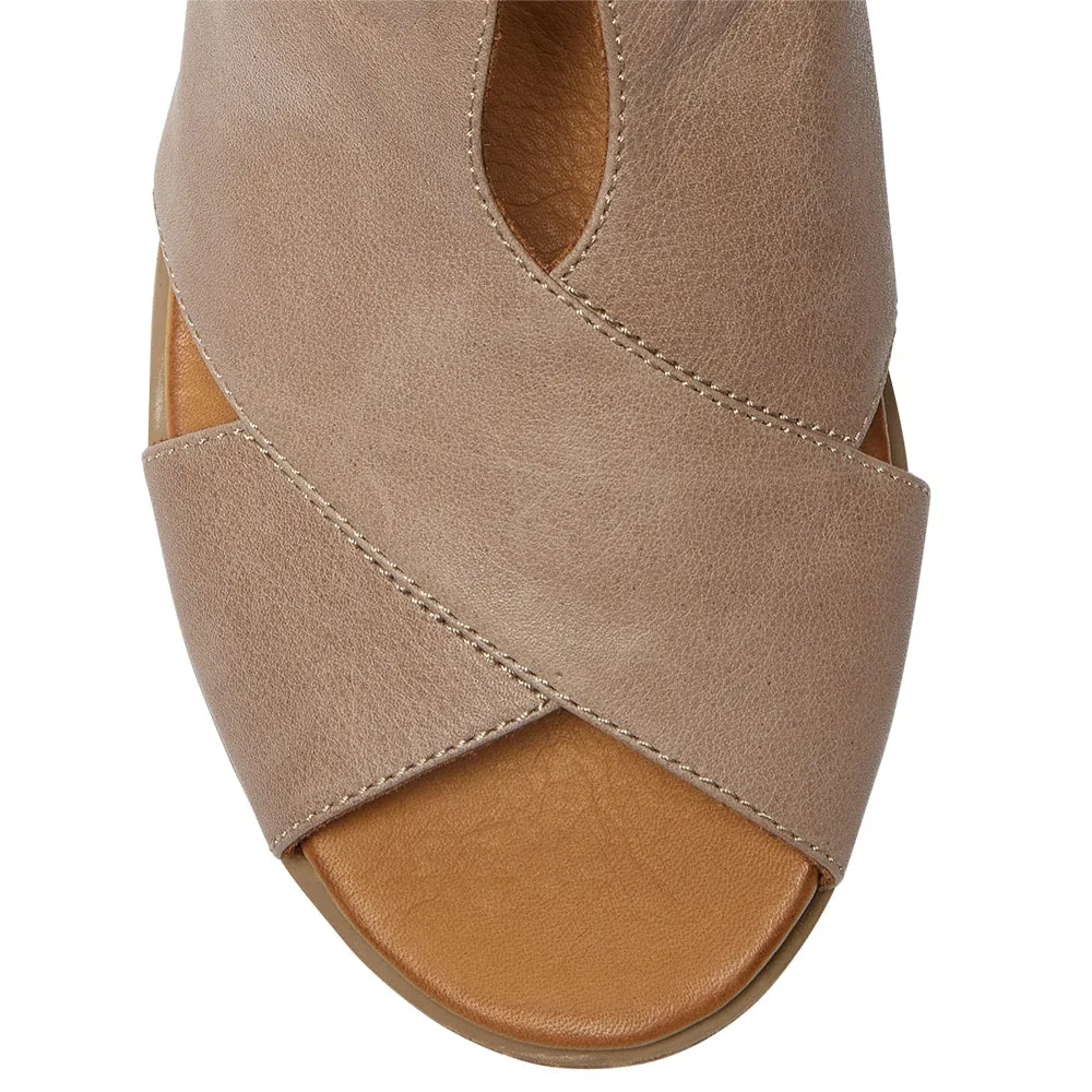 Laguna Sandal in Taupe Leather