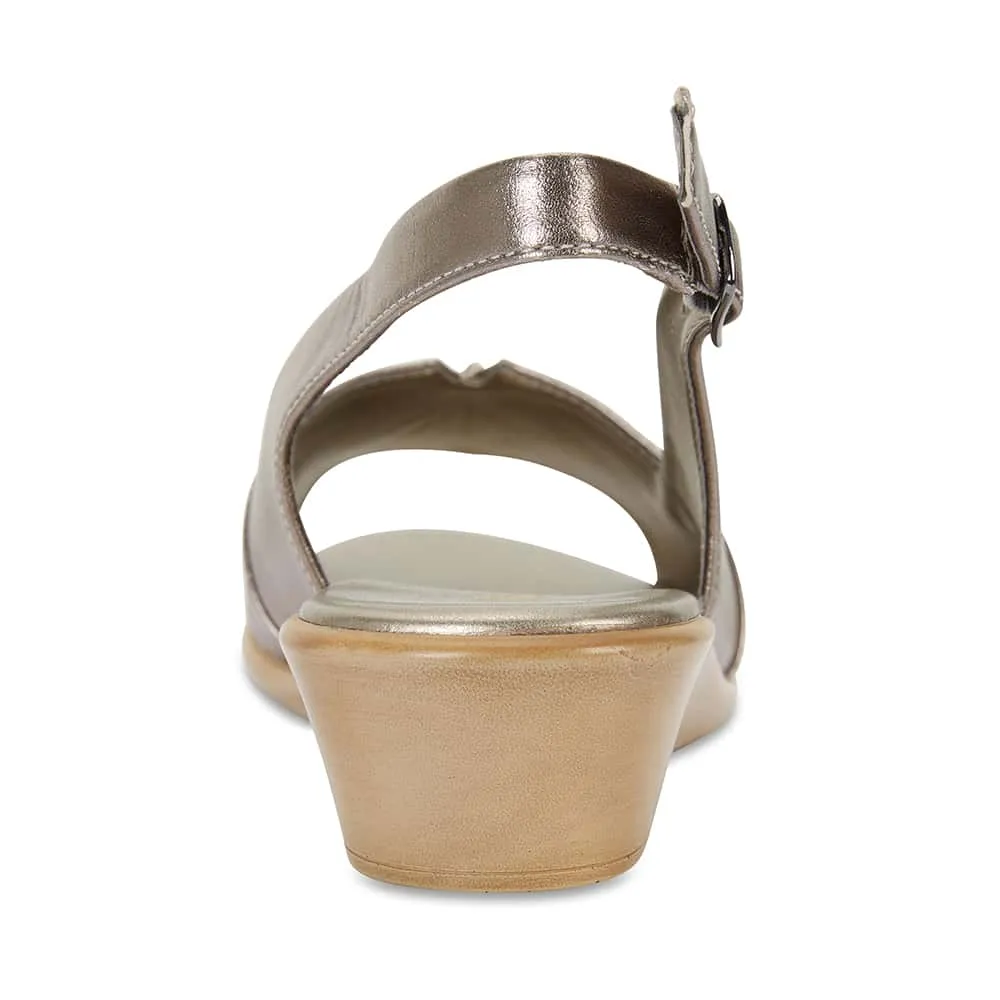 Lark Heel in Pewter Leather