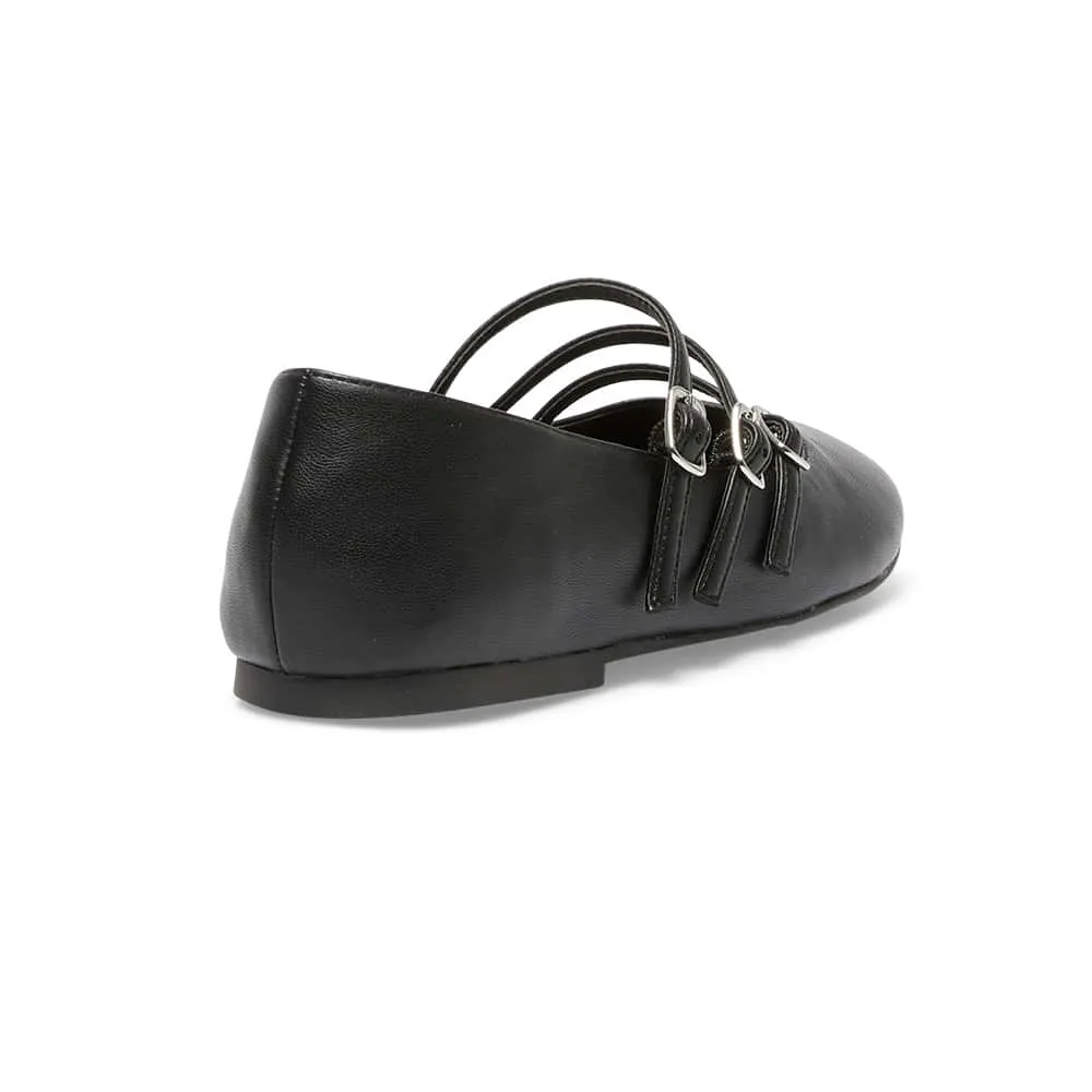 Leah Flat in Black Smooth