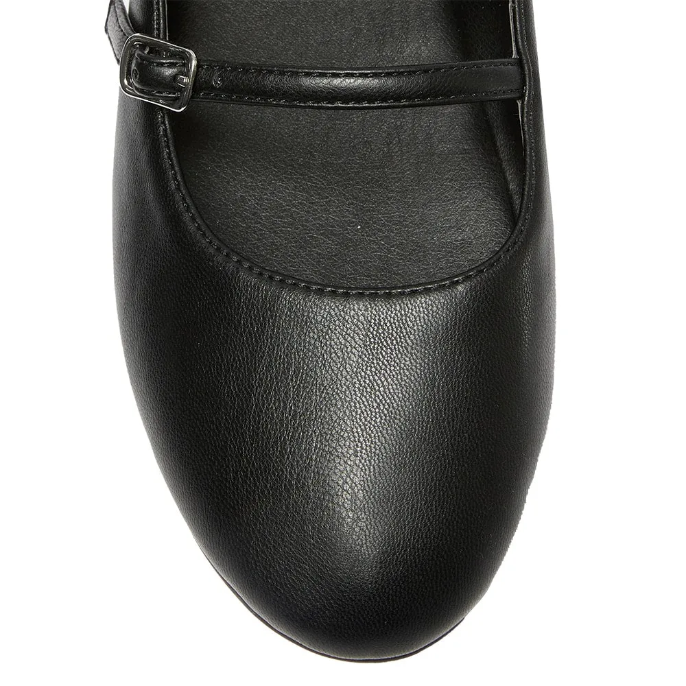 Leah Flat in Black Smooth