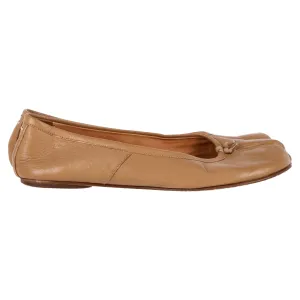 Maison Margiela Tabi Ballet Flats in Brown Leather