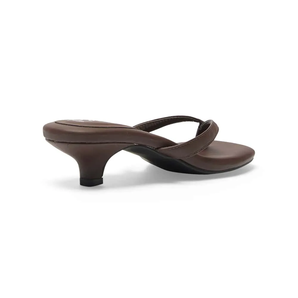 Malta Thongs in Chocolate Smooth