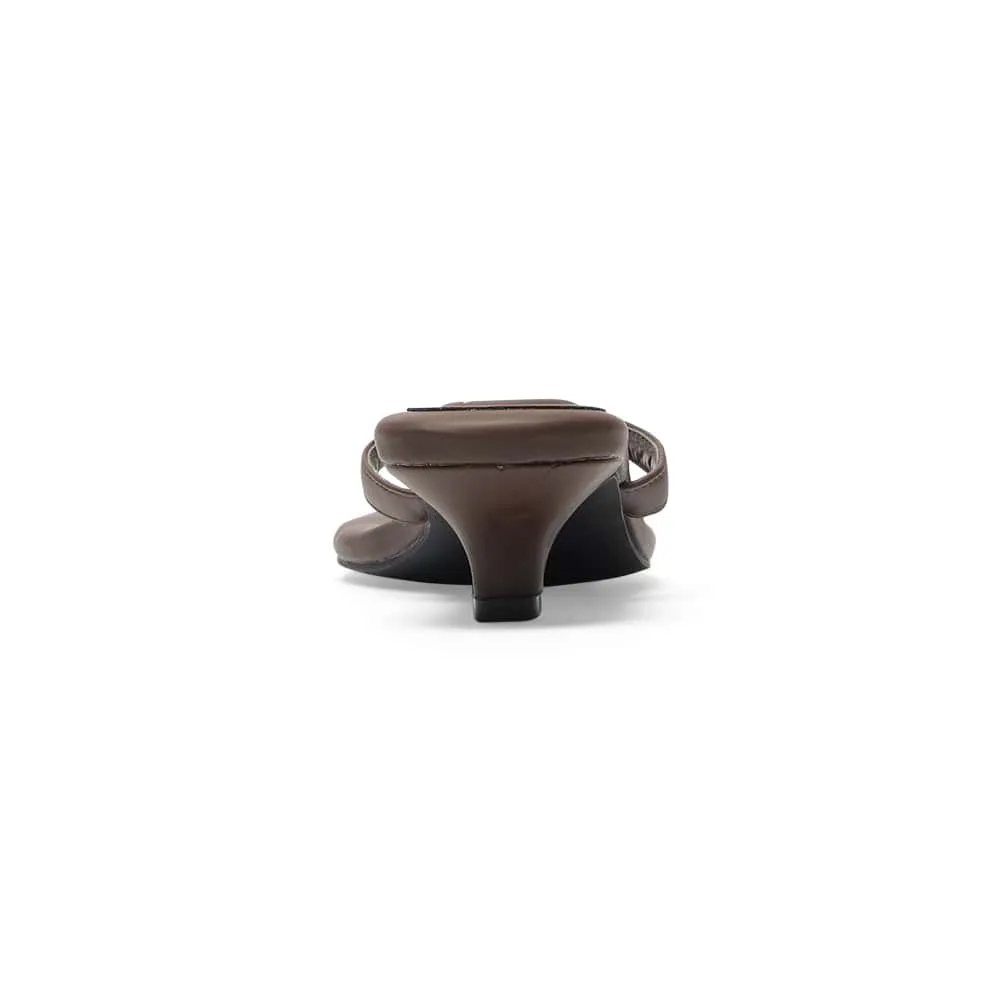 Malta Thongs in Chocolate Smooth