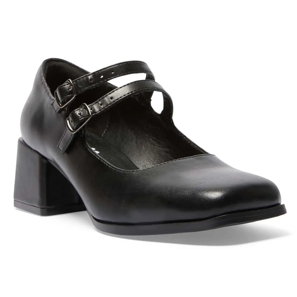 Metro Heel in Black Smooth