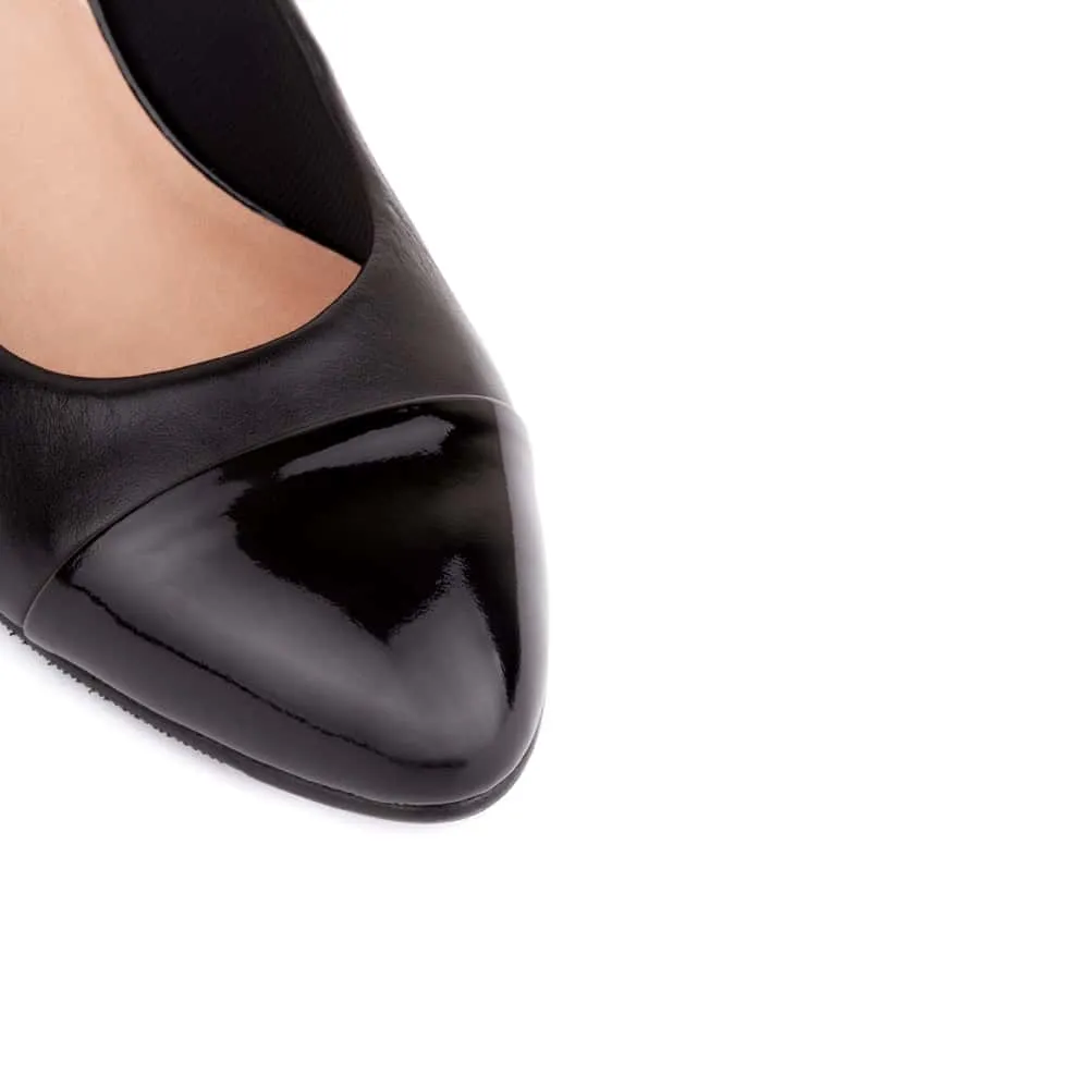 Monty Heel in Black Leather