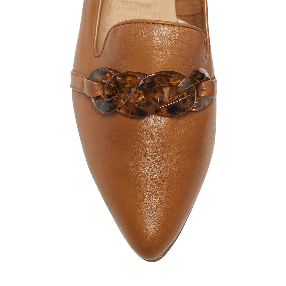 Nelly Loafer in Tan Leather