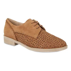 Nero Brogue in Tan Nubuck