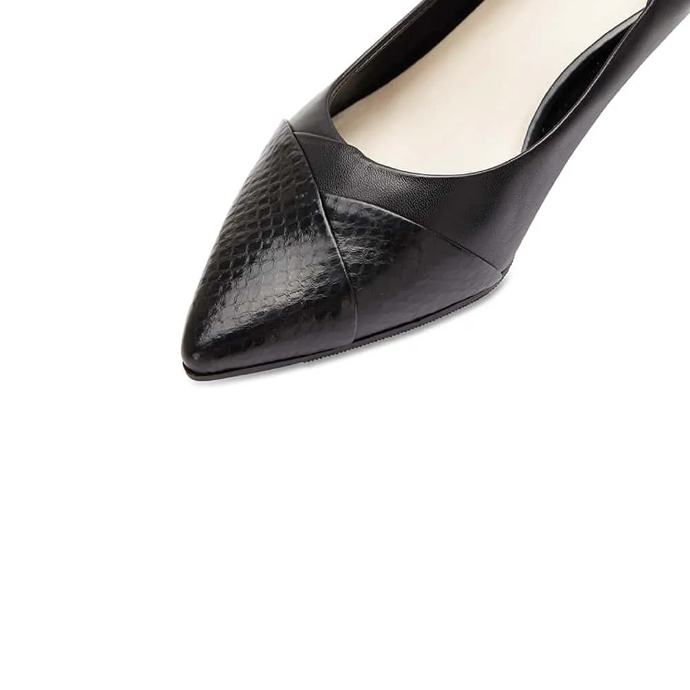 Newport Heel in Black Leather