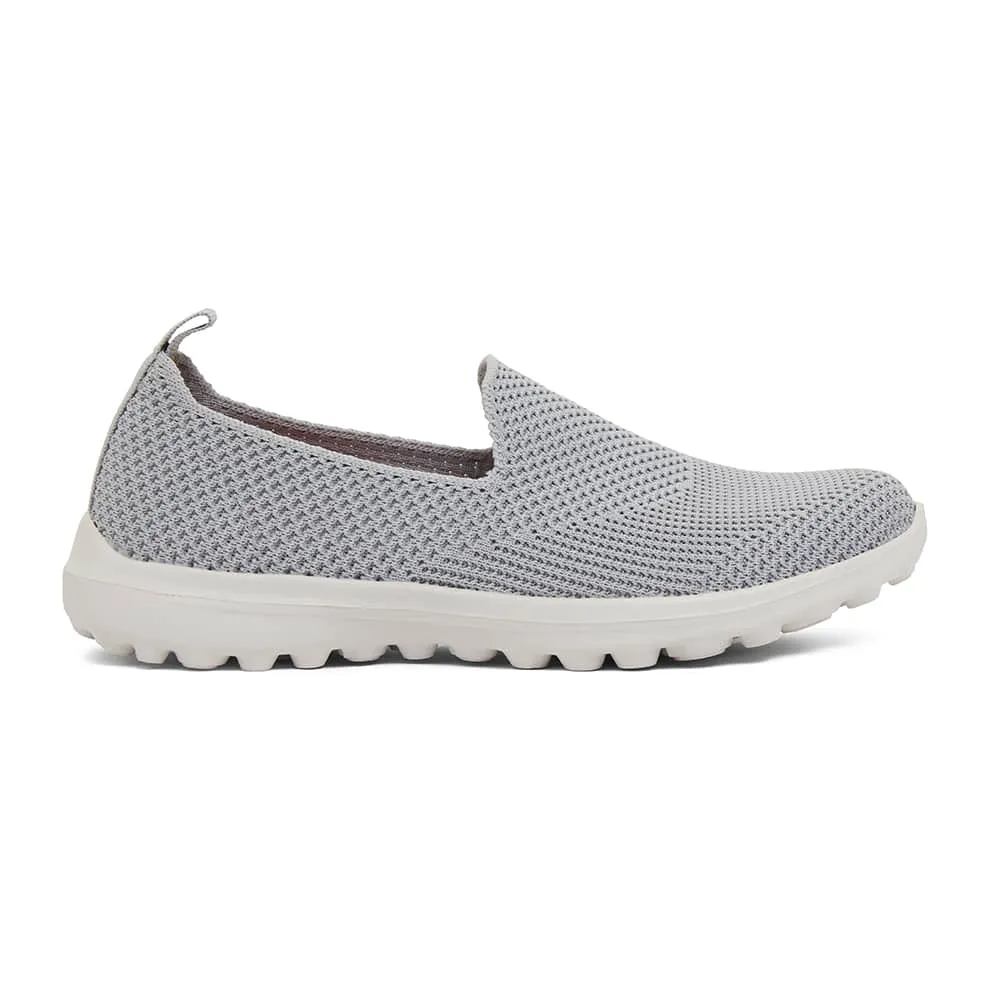 Peak Sneaker in Light Grey Stretch